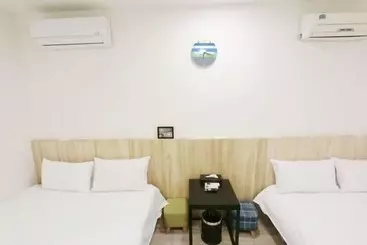 Pensión Fengjia Line Stack