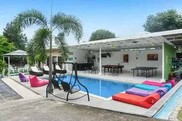 Hotelli Samui Backpacker