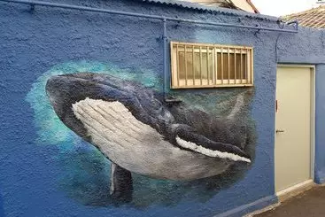 ペンション Jinho S Black Whale Guesthouse & Bar