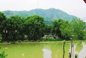 هتل Mannat Resorts