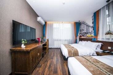 Mg Hotel   St. Michael S Cathedral, Qingdao