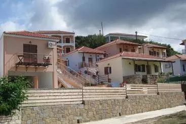 ツーリストアパートメント Chroma