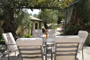 Apartahotel Adamantia