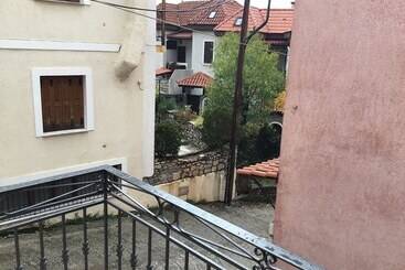 Pensão Odos Oneiron