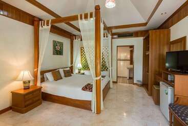 هتل Long Beach Lodge, Chaweng Beach, Koh Samui
