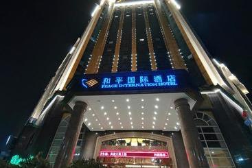 Hotel Peace International