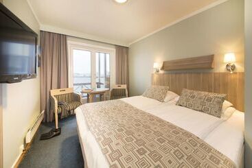 בית מלון כפרי Scandic Svolvær