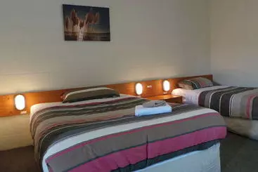 Papakura Motor Lodge & Motel