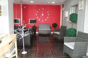 Anzy Panzy Hotel And Apartments