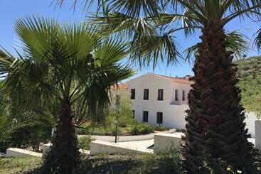 ベッドアンドブレックファースト Apartments Cortijo La Zapatera