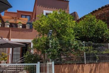 بنسيون Casa Rural La Pajarona