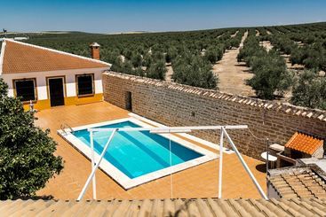 شقق خاصة سياحية Villa En Plena Campiã±a Andaluza