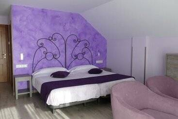 فندق Rural El Nido De Pinares