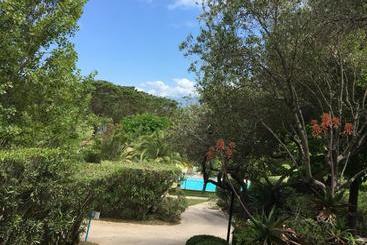 اقامتگاه Résidence Fior Di Rena