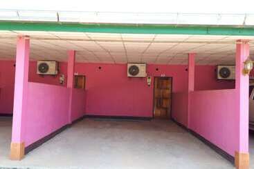 هتل Home Sweet Resort