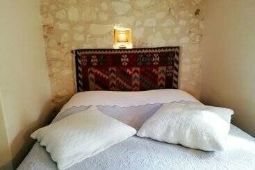 پانسیون Les Jardins De Camelot