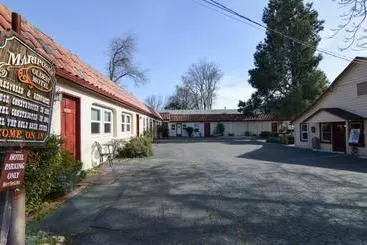 Hotelli River Rock Inn