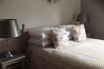 Midtown Farm Bed & Breakfast