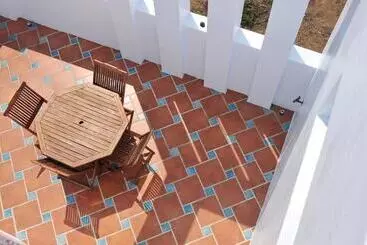 تختخواب و صبحانه Minami Kaze