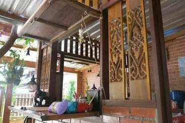 Majatalo Baan Khun Ya Ayutthaya