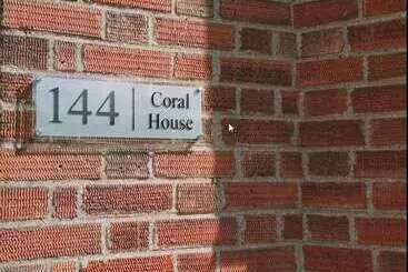 پانسیون Coral House