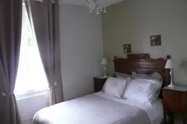 Pensiune Les Lilas De Bellefontaine