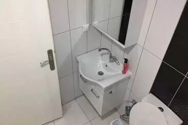 آپارتمان‌های توریست‌ها Derin Suit Apart 1