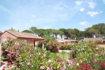 ホテル Parc Saint James Oasis Village