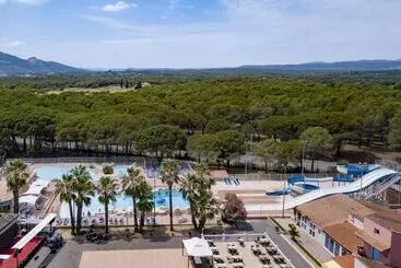 Hotel Parc Saint James Oasis Village