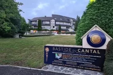 Hotel La Bastide Du Cantal