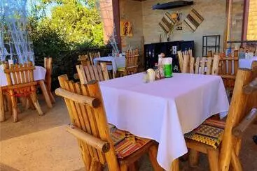 Bed & Breakfast Airport Link Guest House