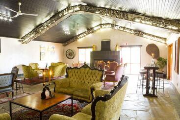 Misty Hills Country Hotel, Conference Centre & Spa