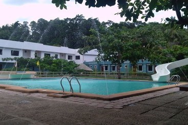 فندق Malajog Leisure Park Resort