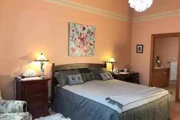 Stony Rise Cottage B&b