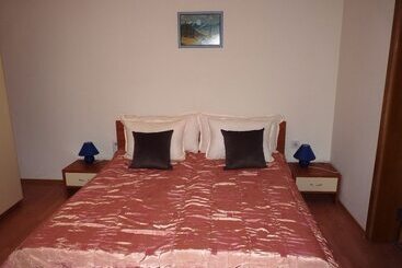 Eagle Rock Holiday Apartments