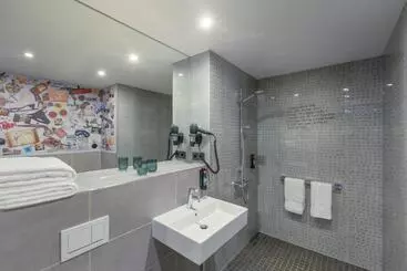 Hotel Holiday Inn The Niu, Crusoe Bremen Airport, An Ihg