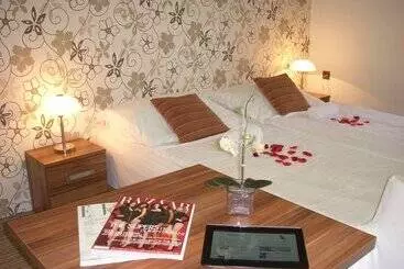 Rezydencja Rezidence Fami Deluxe Design