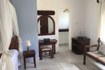 هتل The Coconut Beach Boutique Lodge & Spa