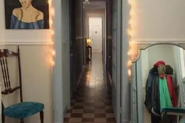 تختخواب و صبحانه Maison Decò