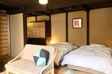 Pensió Kariya Ryokan Q