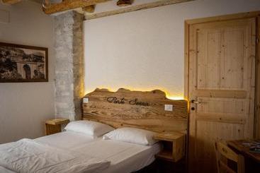 פנסיון Locanda Ponte Serra