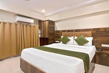 Hotell Treebo Trip R K