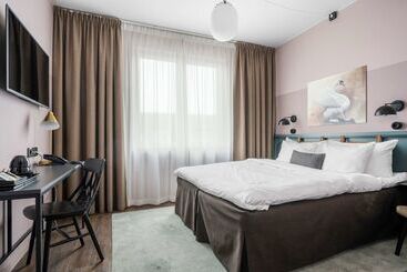هتل Best Western Plus Hus 57
