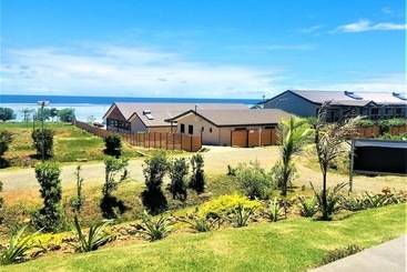 Yadua Bay Resort & Villas