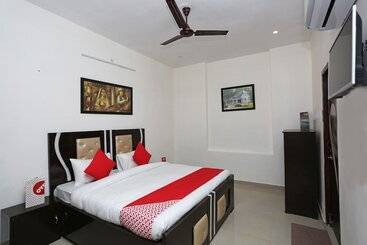Hotell O Tirupati Residency