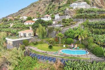 آپارتمانهای توریستها Casa Da Fajã Sea Front Clifftop Villa By Lovelystay