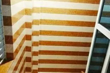 هتل Shalimar Int L