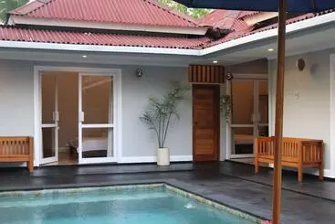 ホテル Bale Datu Bungalow