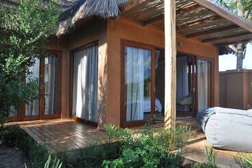 ホテル Eclectic Beach Retreat