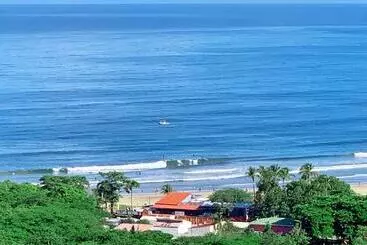 Hotelli Surf Ranch Tamarindo